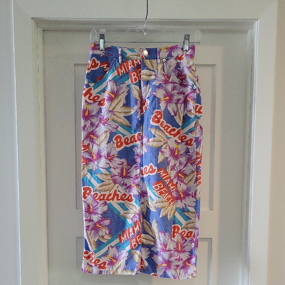 Urban Outfitters Skirt S